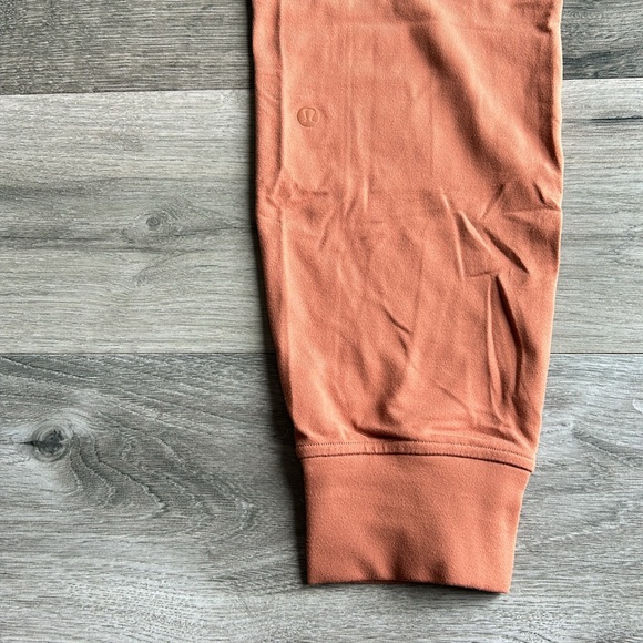 Lululemon High Waisted Ready To Rulu Jogger - Picture 5 of 7